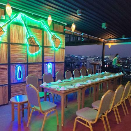 Hotel Dingar Mandalay Buitenkant foto