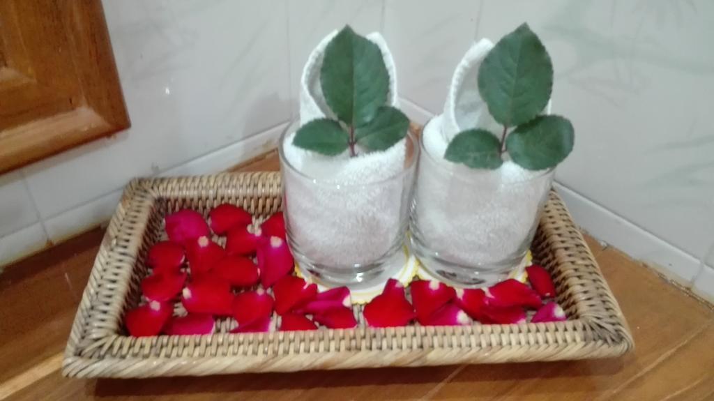 Hotel Dingar Mandalay Buitenkant foto