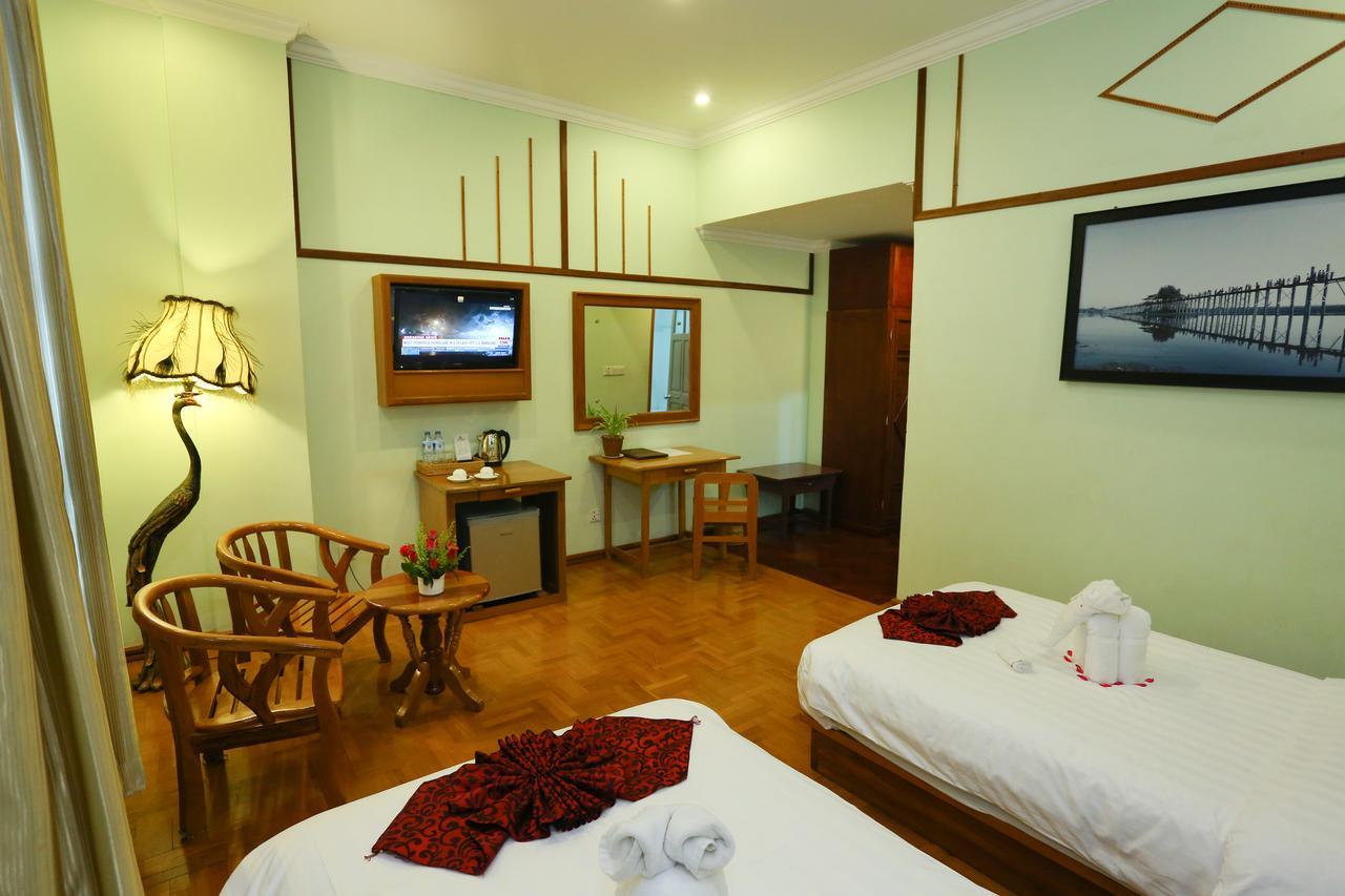 Hotel Dingar Mandalay Buitenkant foto
