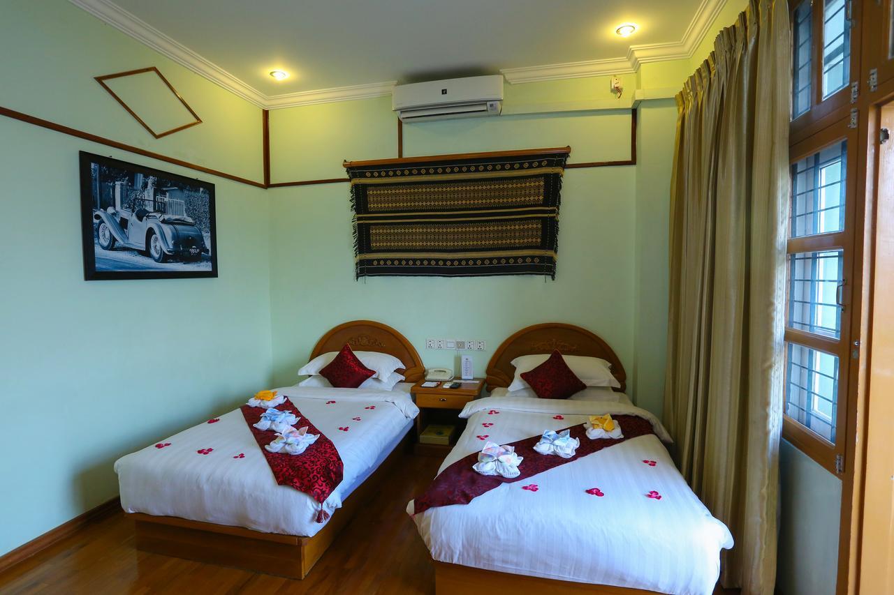 Hotel Dingar Mandalay Buitenkant foto